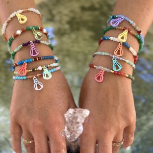 Pulsera piedras naturales “Virgen de la Sierra