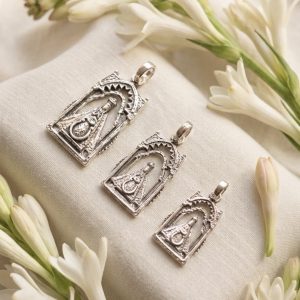 Medalla Plata andas “Virgen de la Sierra”